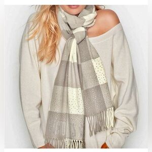 NWOT Victorias Secret Plaid Rhinestone Winter Angel Collection Scarf